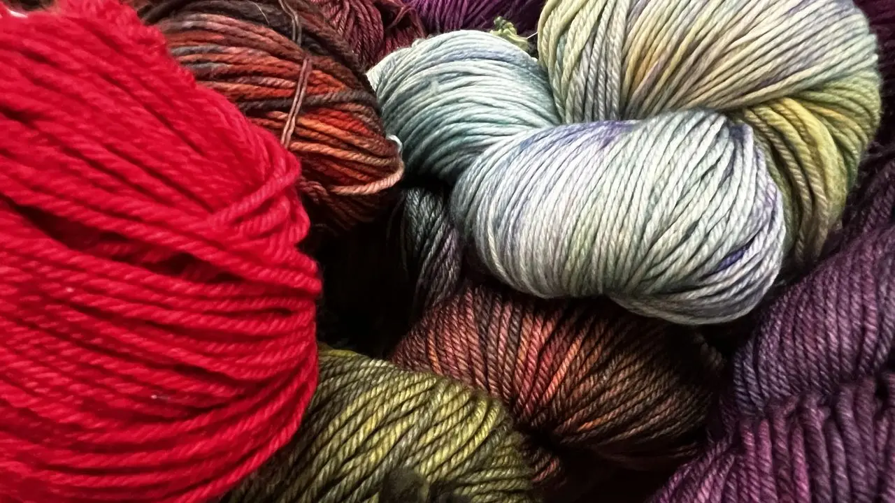Malabrigo uld garn10 knebel mols